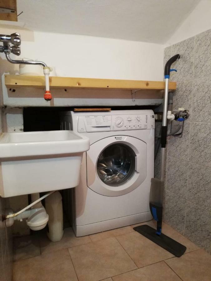 カルダーノ・アル・カンポGinger'S House Malpensaアパートメント エクステリア 写真